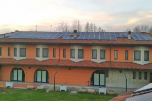 Solare fotovoltaico per alberghi e ristoranti. Abbatti il costo energetico di alberghi e ristoranti